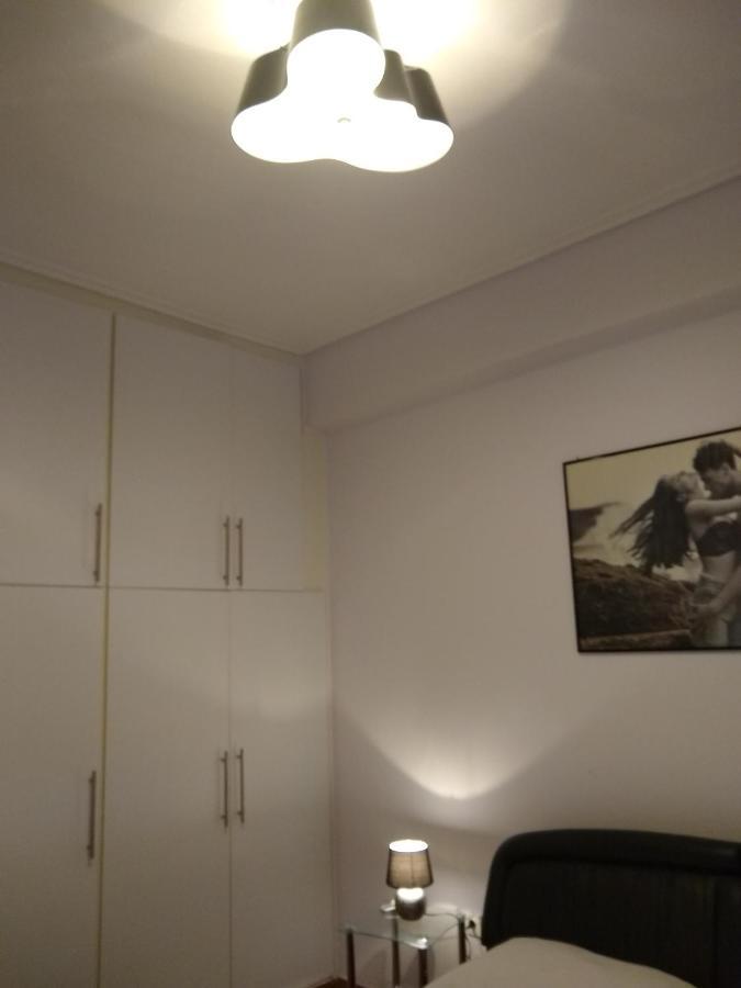 Acropolis Within 10 Minutes Walk! Classical Apartment And A Hostess At Your Side! Афіни Екстер'єр фото