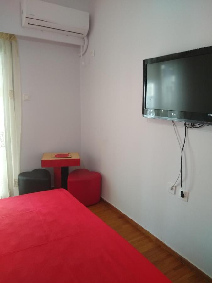 Acropolis Within 10 Minutes Walk! Classical Apartment And A Hostess At Your Side! Афіни Екстер'єр фото